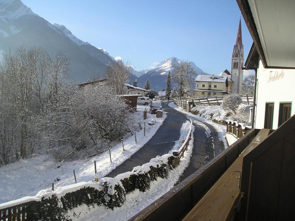 Apartamento Landhaus Toechterle Telfes im Stubai Exterior foto